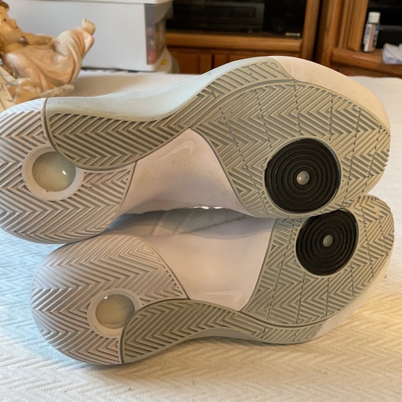 Men’s Nike Zoom shoes - Picture 7 of 9